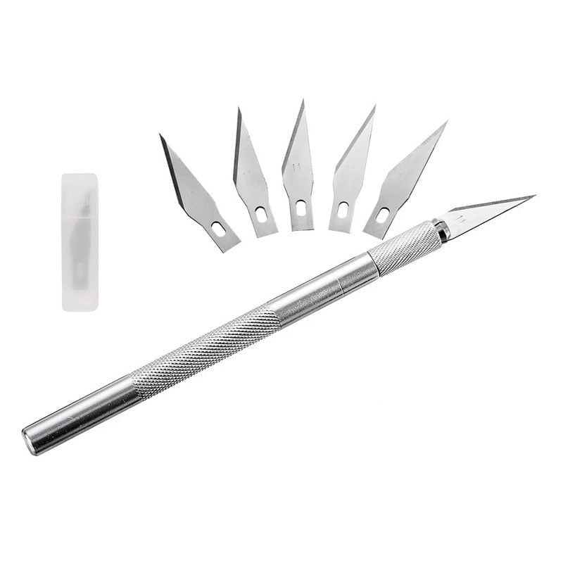 Bistouri / Couteau de loisirs créatifs