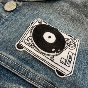 Platine vinyle – Écusson – Image 2