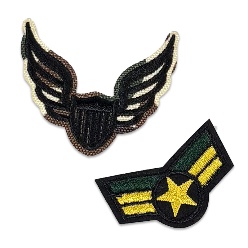 2 écussons militaires – Lot d'écussons